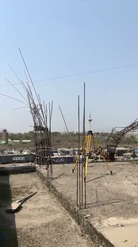 Column Marking at a Construction Site